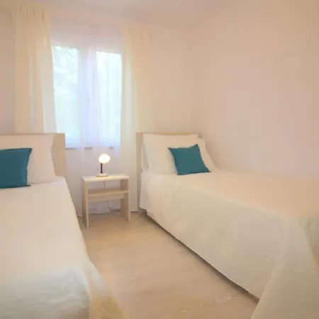 Lorena Mit Pool In Holiday home Porec
