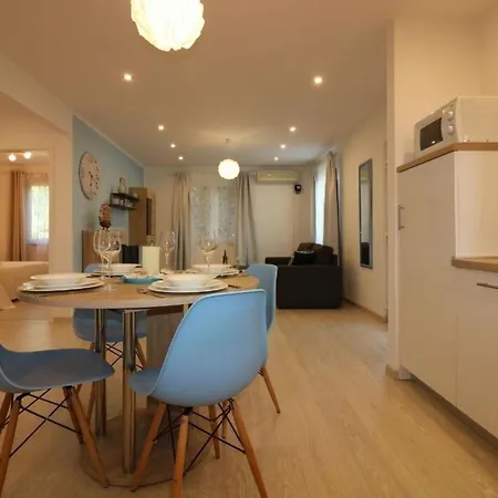 Tatil Evi Lorena Mit Pool In Poreč